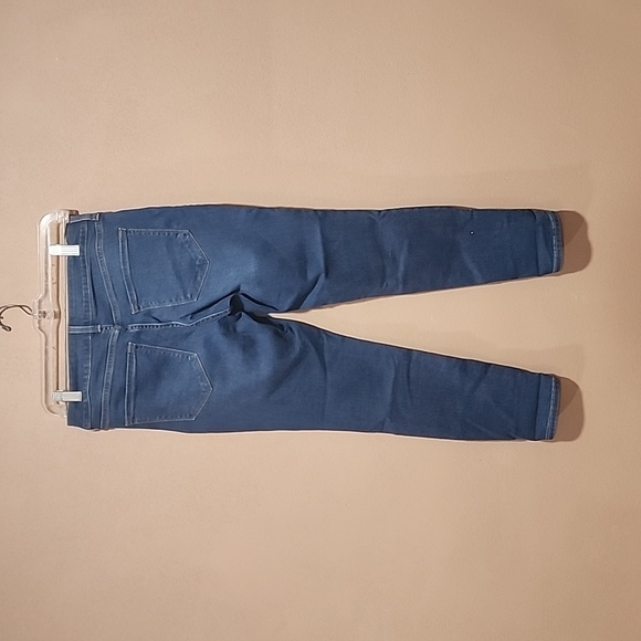 Old Navy RockStar Super Skinny Size 6 - Picture 3 of 4